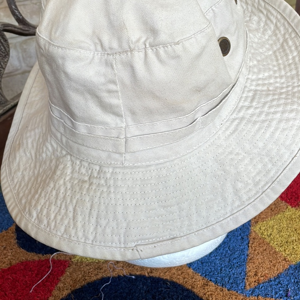 Safari Rainhat - Picture 4 of 8